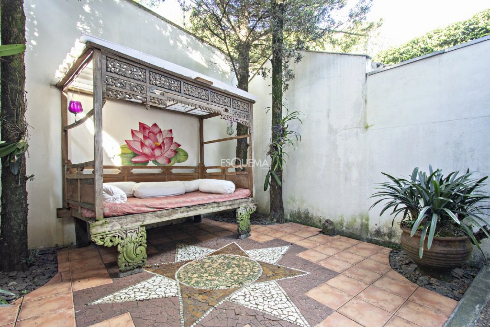 Casa com muita iluminação natural em localização cobiçada - Imagem 7