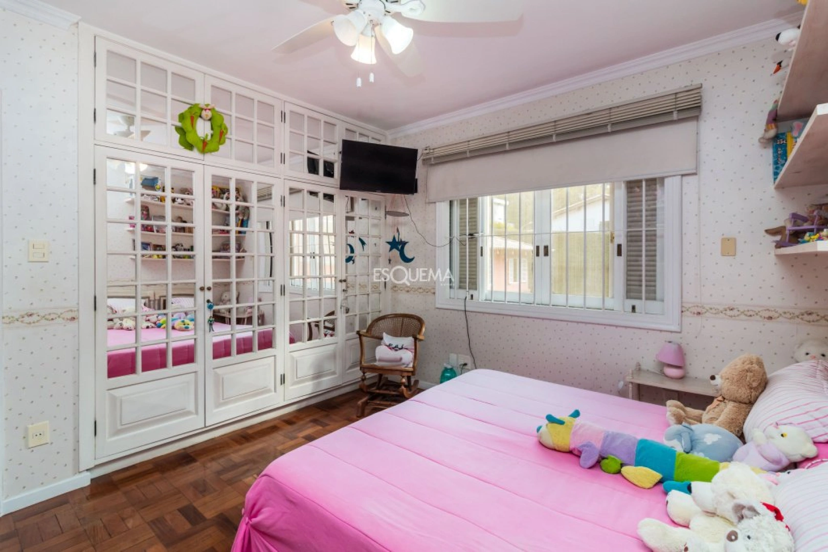 Casa em rua arborizada e tranquila - Imagem 10