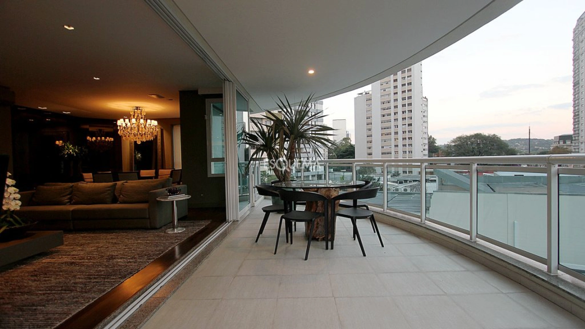 Apartamento em rua fechada - Imagem 6