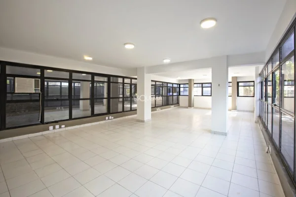Prédio comercial monousuário