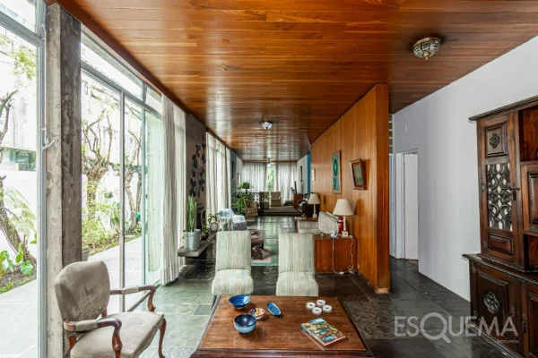 Casa para reforma no Alto de Pinheiros