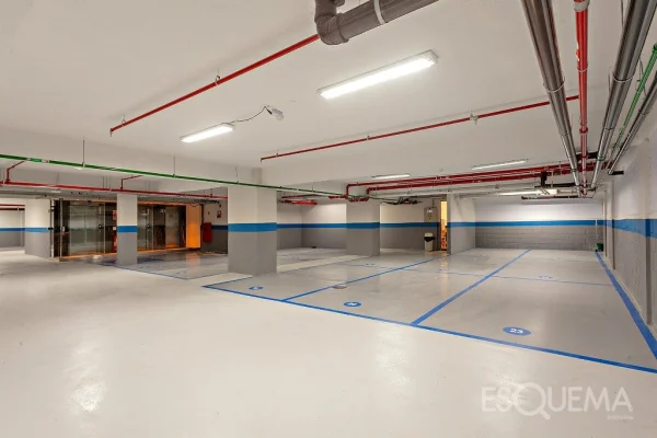 Prédio monousuário no Jardim Europa
