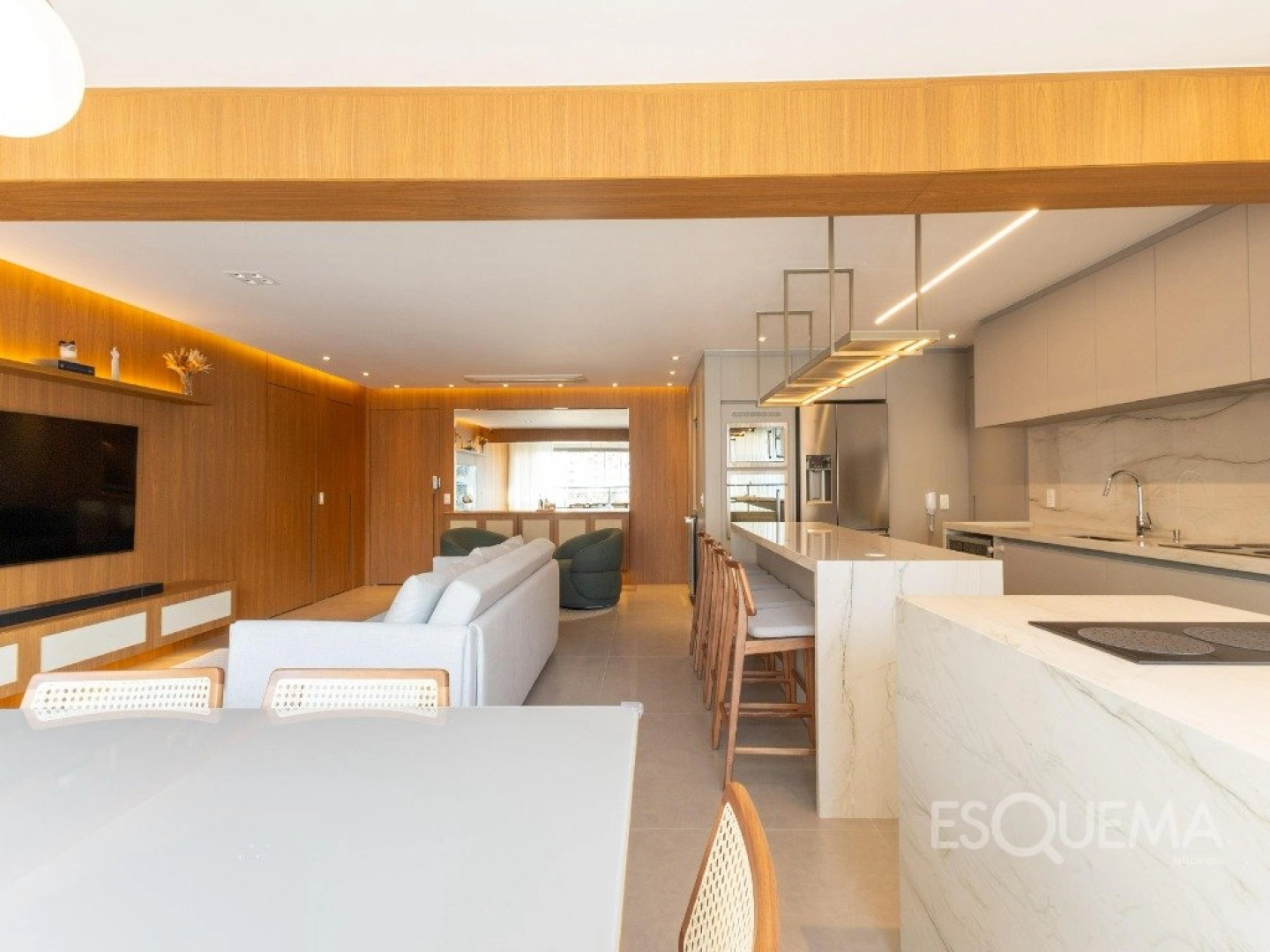 Apartamento reformado com varanda gourmet em Moema Pássaros - Imagem 2