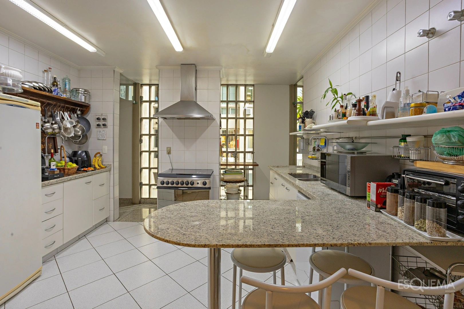 Apartamento em edifício assinado por Rino Levi em localização privilegiada - Imagem 14