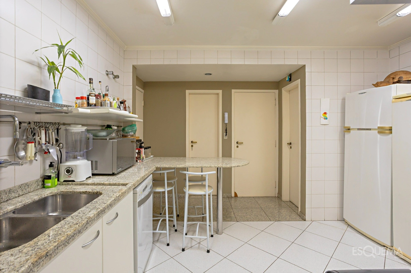 Apartamento em edifício assinado por Rino Levi em localização privilegiada - Imagem 15