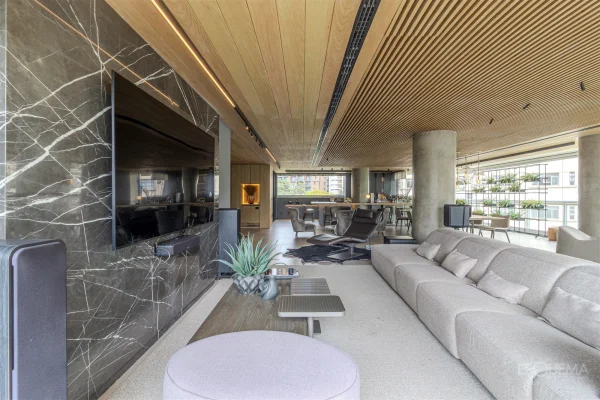 Apartamento de 322 m² com vista para o verde na Vila Olímpia