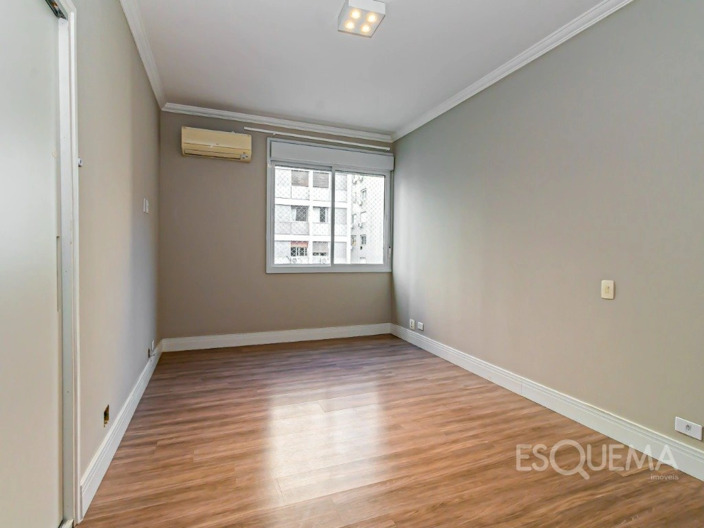Apartamento amplo de 200 m² na parte plana dos Jardins - Imagem 10