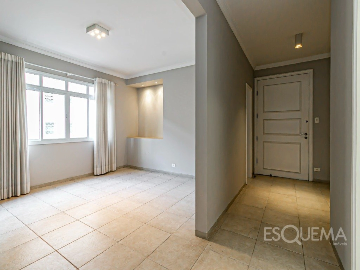 Apartamento amplo de 200 m² na parte plana dos Jardins - Imagem 2