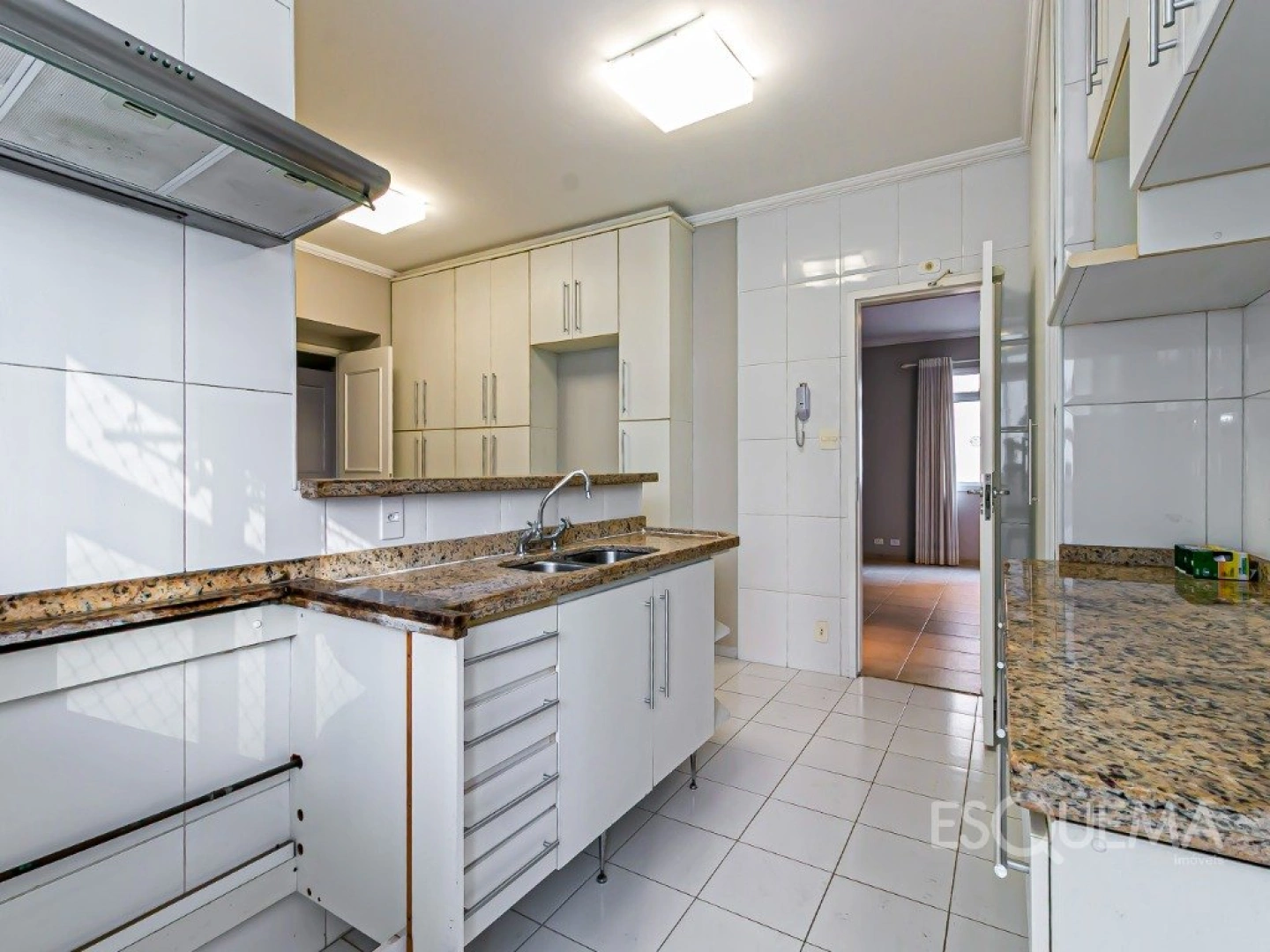 Apartamento amplo de 200 m² na parte plana dos Jardins - Imagem 9