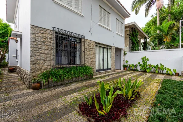 Casa no Jardim Paulista próxima ao Parque Ibirapuera