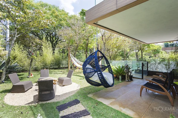 Garden em Alto de Pinheiros com 5 suítes e piscina privativa