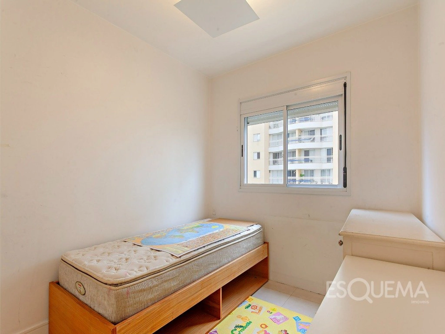 Apartamento em edifício neoclássico com vista aberta no Jardim Guedala - Imagem 11