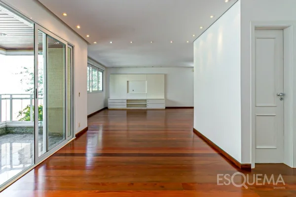 Apartamento em excelente localização no Itaim Bibi