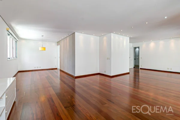 Apartamento em excelente localização no Itaim Bibi
