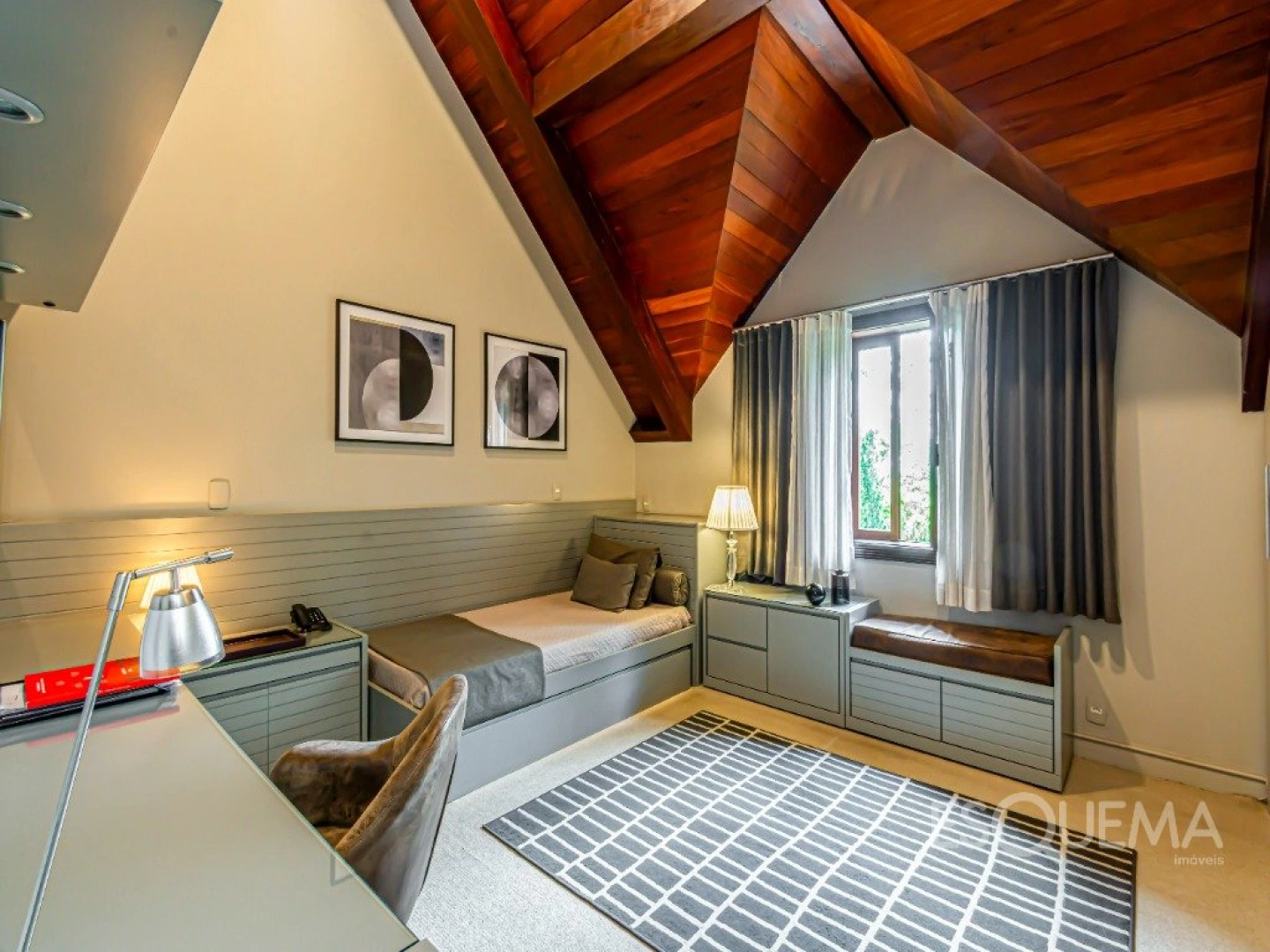 Casa em estilo normando no Jardim Guedala - Imagem 13
