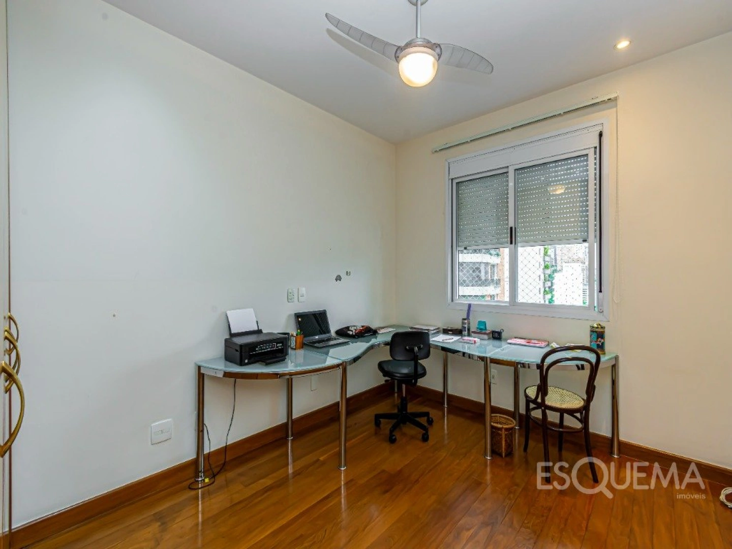 Apartamento com vista livre e planta generosa em Alto de Pinheiros - Imagem 12