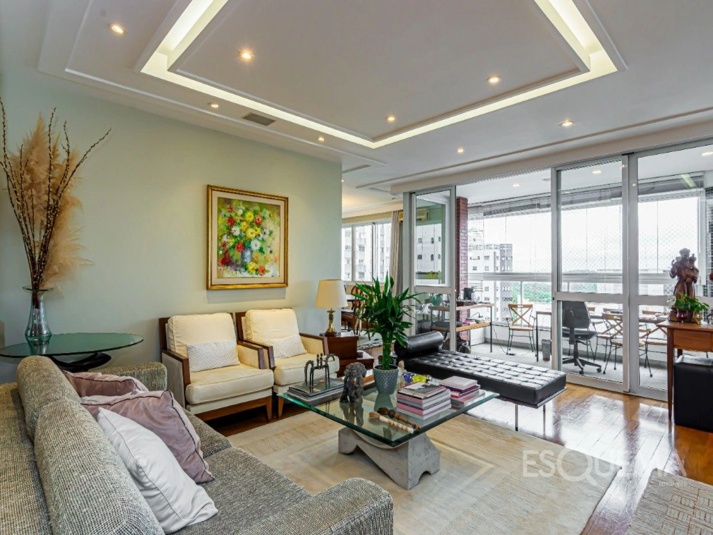 Apartamento com vista livre e planta generosa em Alto de Pinheiros - Imagem 2