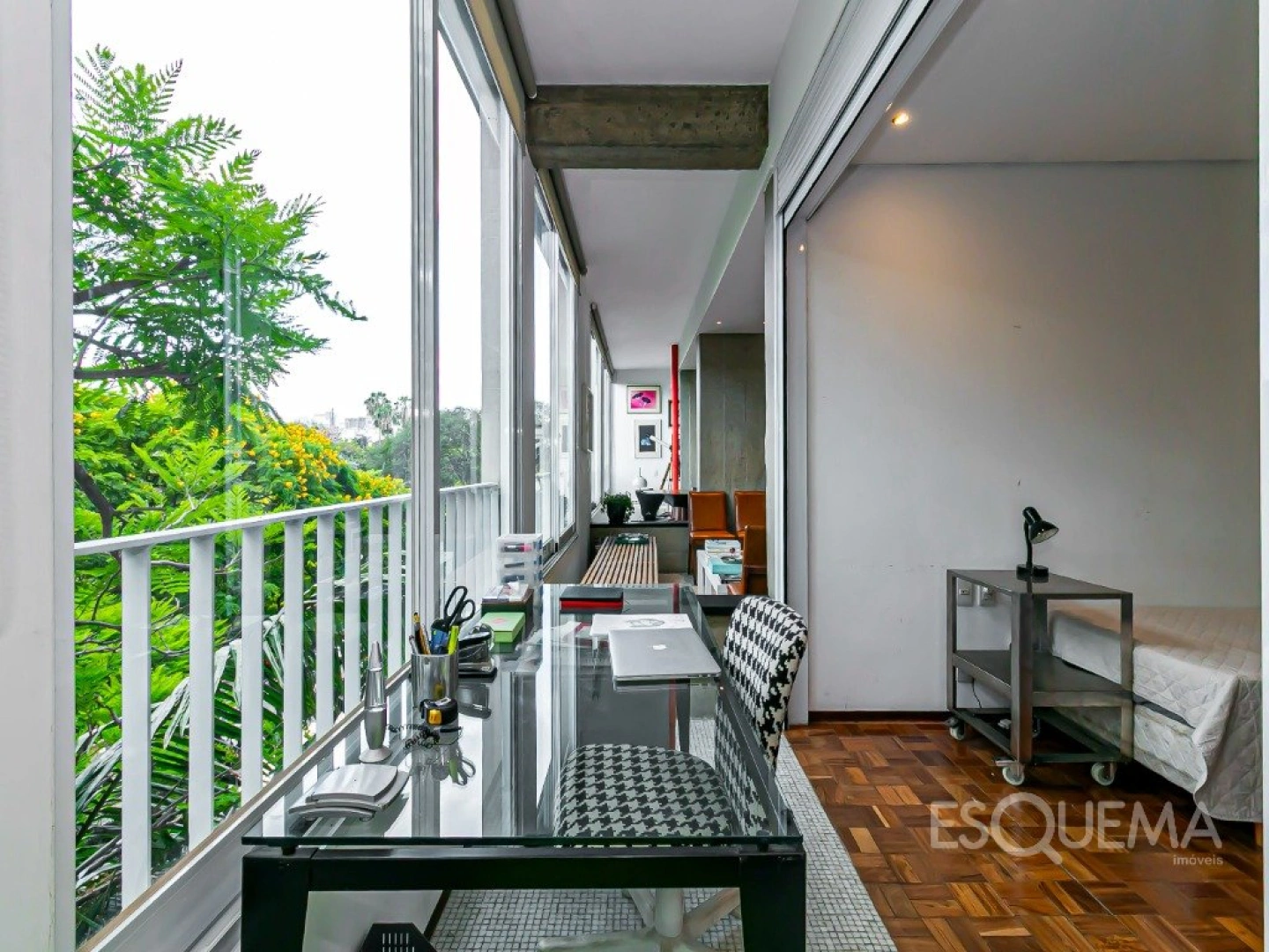 Apartamento reformado com vista para o Jardim Europa - Imagem 2