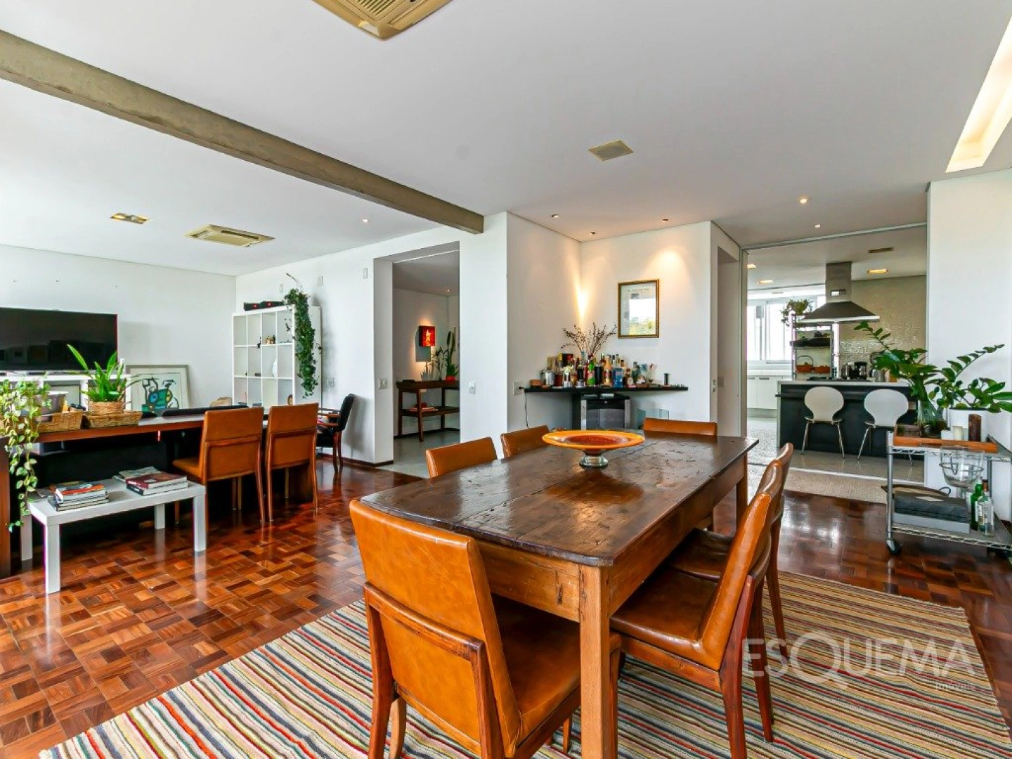 Apartamento reformado com vista para o Jardim Europa - Imagem 9