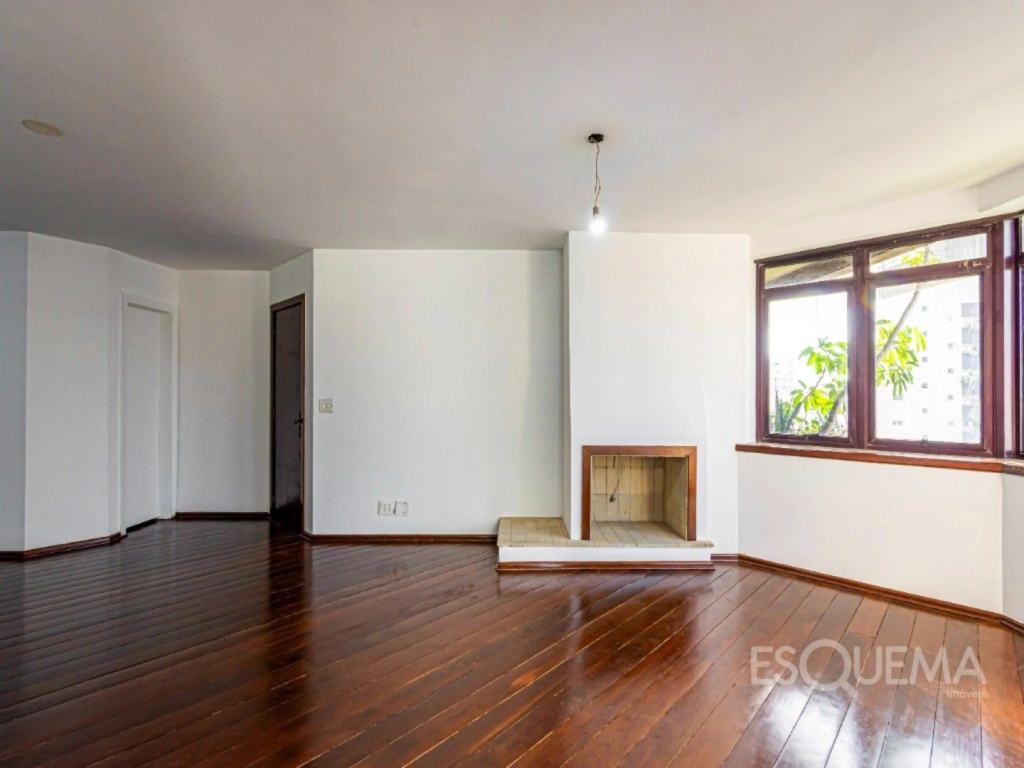 Apartamento em edifício com projeto de Carlos Bratke - Imagem 7