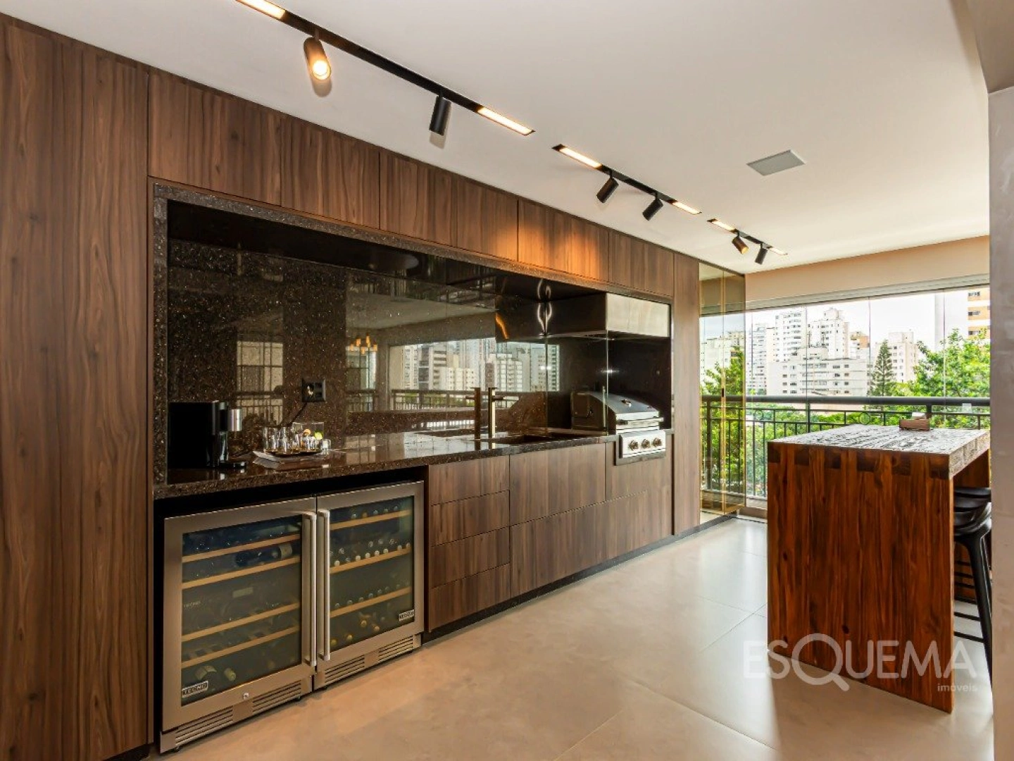 Apartamento contemporâneo com espaço gourmet e vista livre em Moema - Imagem 3
