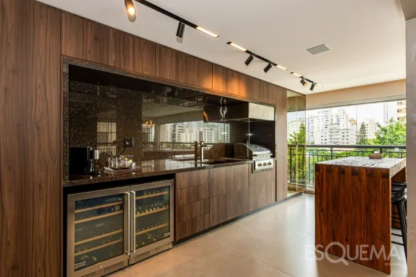 Apartamento contemporâneo com espaço gourmet e vista livre em Moema