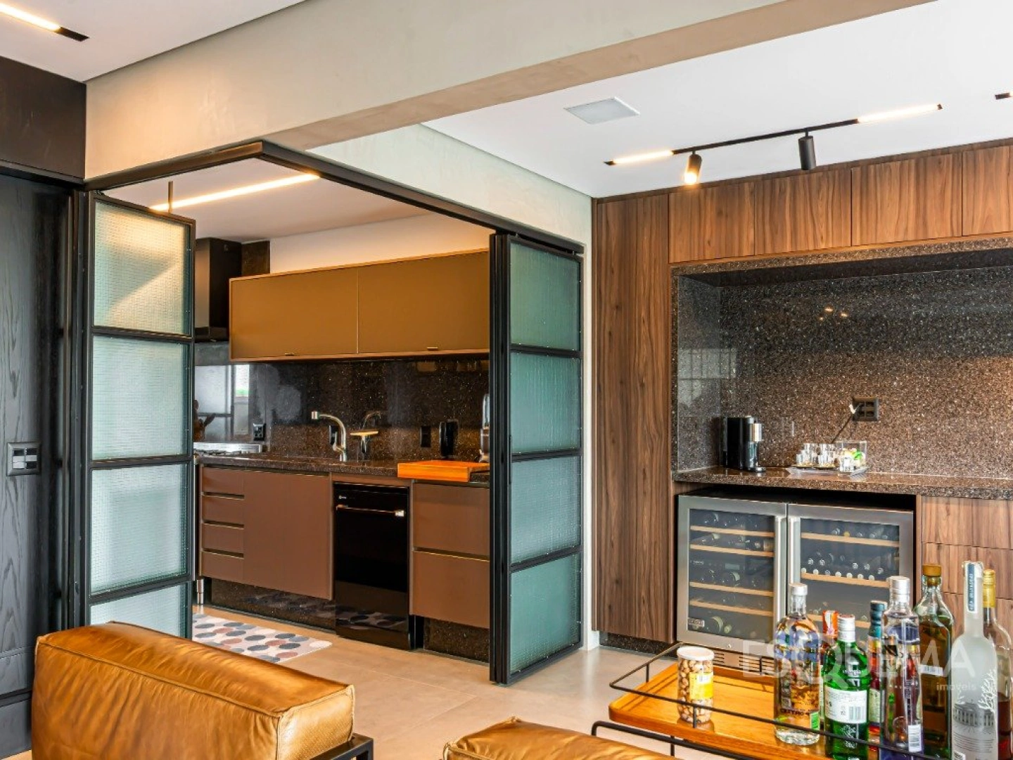 Apartamento contemporâneo com espaço gourmet e vista livre em Moema - Imagem 7