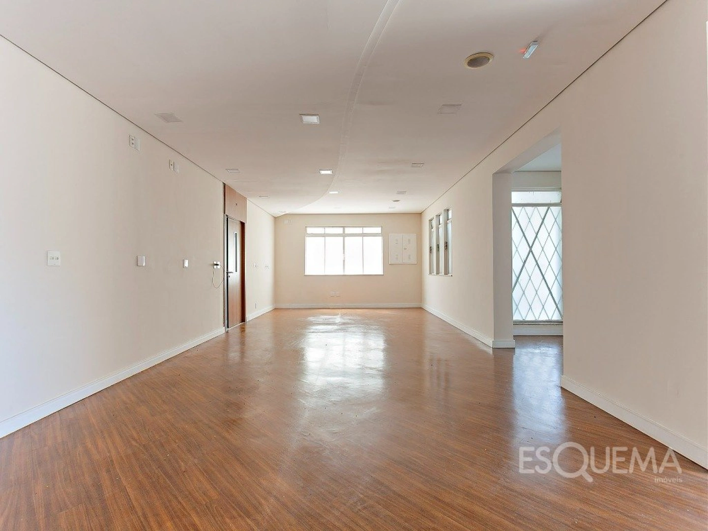 Casa comercial na Avenida Brasil - Imagem 2