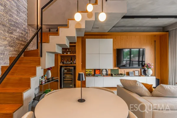 Apartamento duplex com projeto assinado no Itaim Bibi