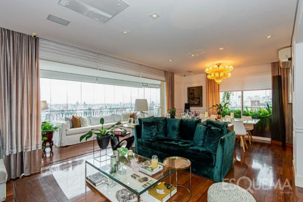 Apartamento com vista aberta e 4 suítes em área nobre do Paraíso