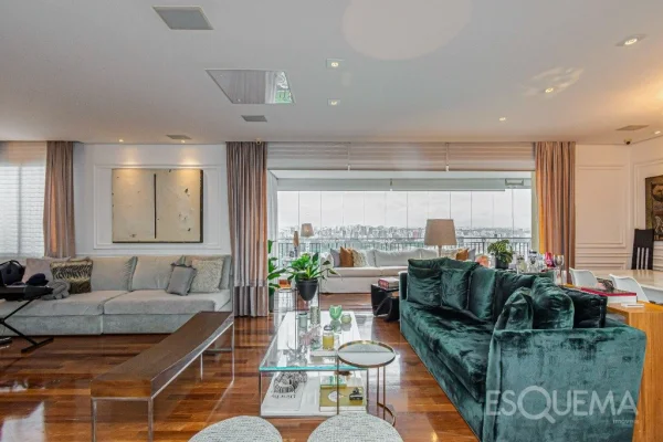 Apartamento com vista aberta e 4 suítes em área nobre do Paraíso