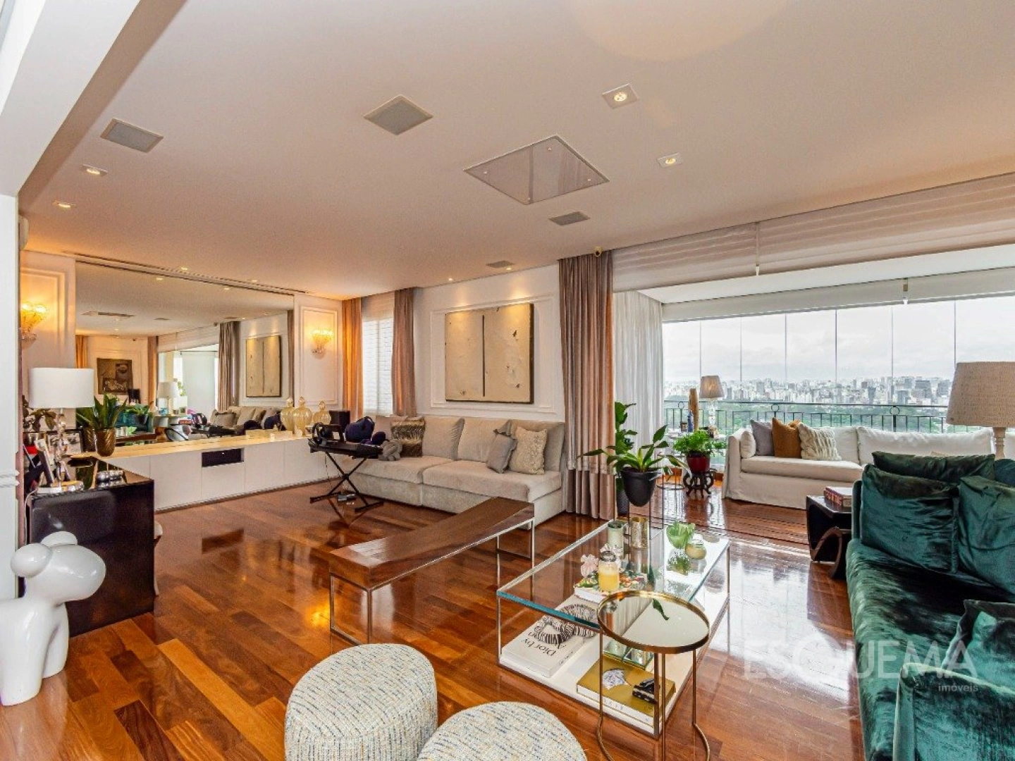 Apartamento com vista aberta e 4 suítes em área nobre do Paraíso - Imagem 8