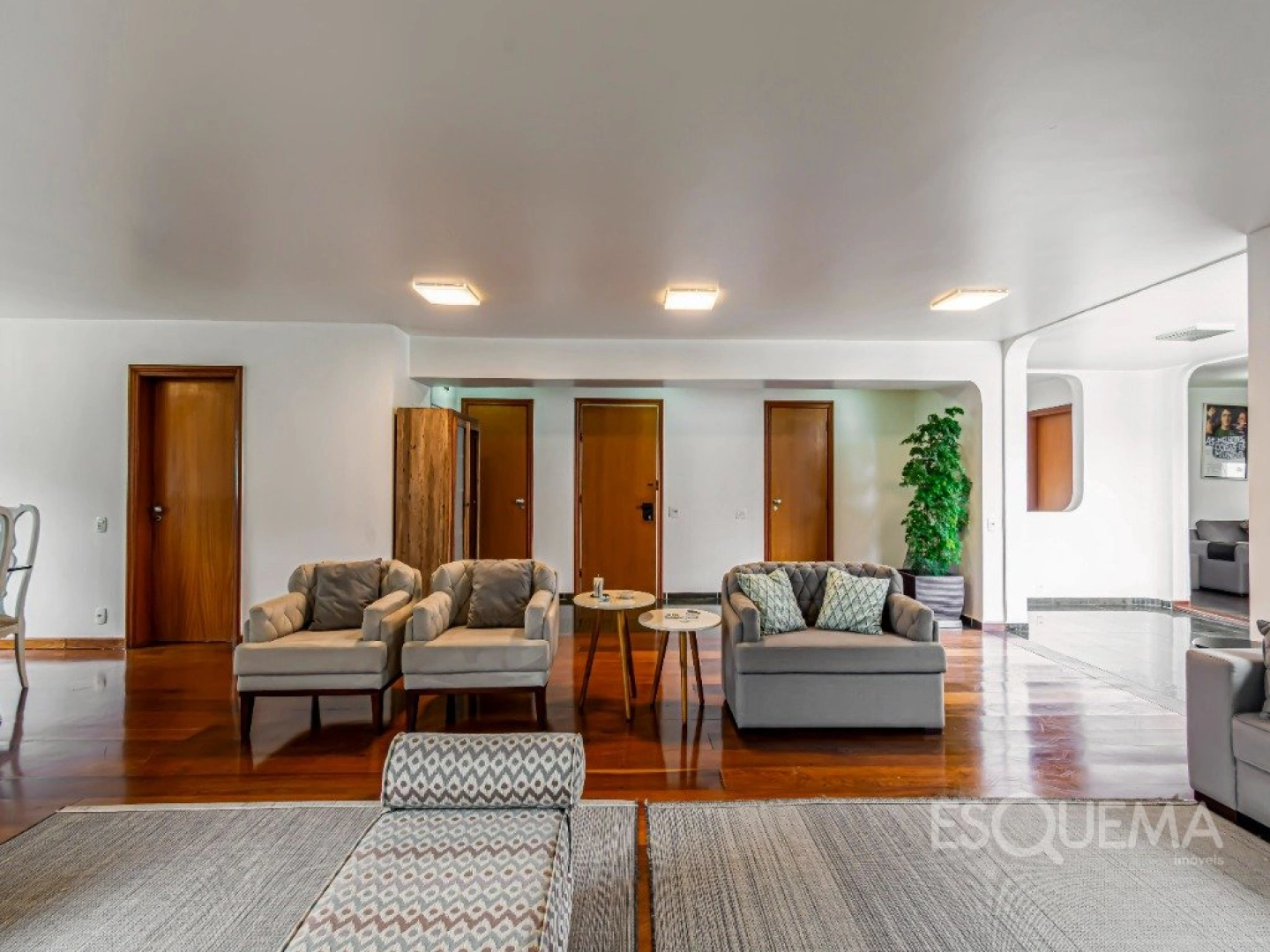 Apartamento reformado e iluminado em rua tranquila do Jardim Paulista - Imagem 5