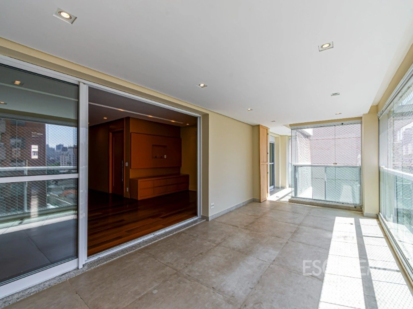 Apartamento com varanda gourmet e lazer completo próximo à Escola Móbile - Imagem 12