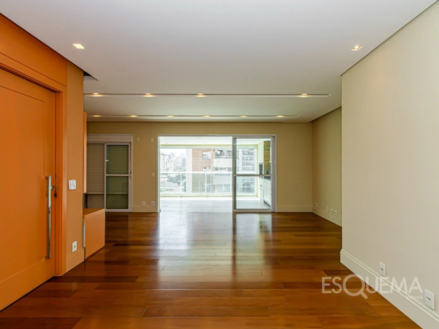 Apartamento com varanda gourmet e lazer completo próximo à Escola Móbile - Imagem 1