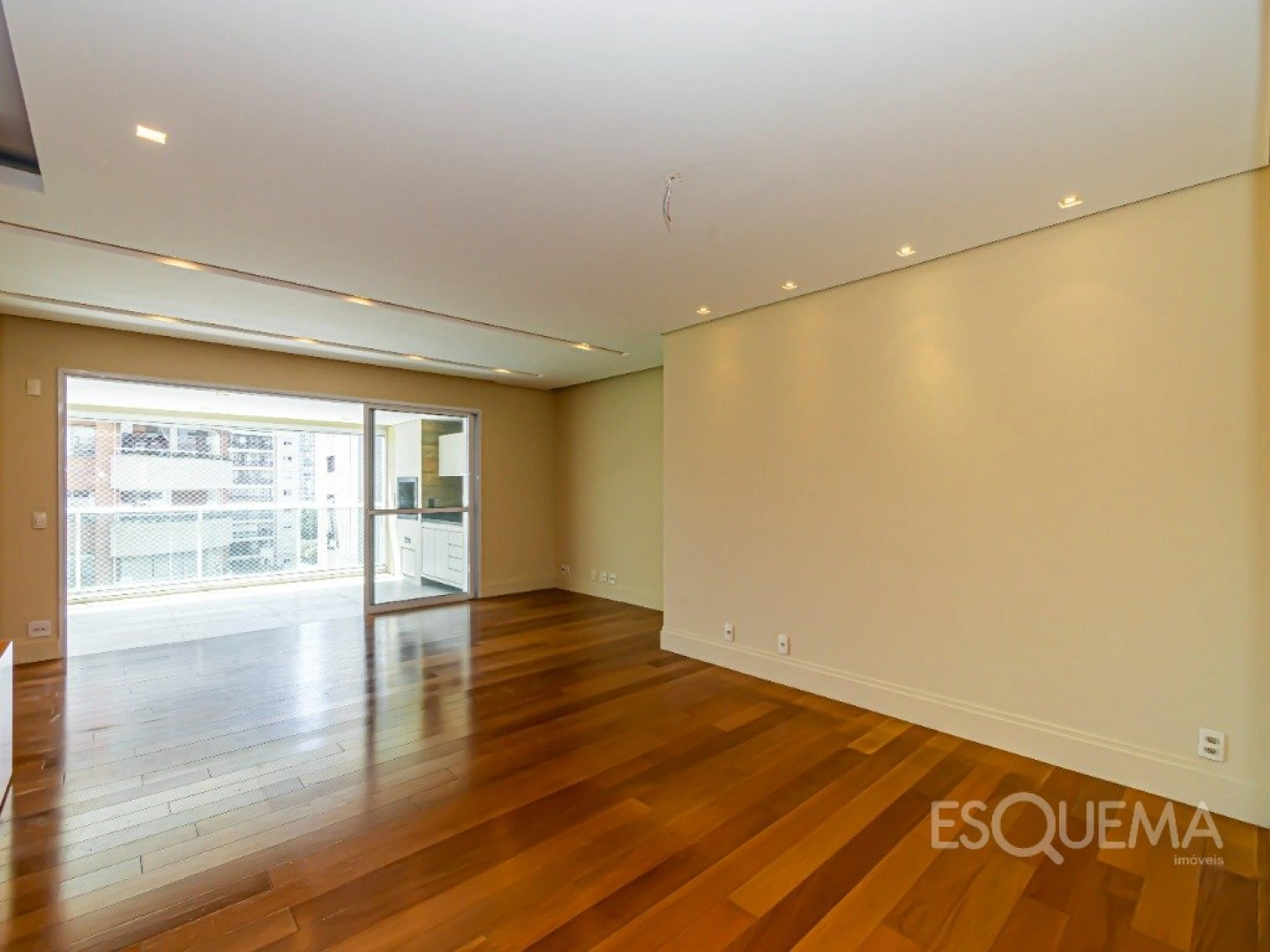 Apartamento com varanda gourmet e lazer completo próximo à Escola Móbile - Imagem 5