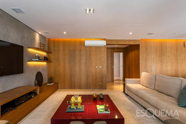 Apartamento em condomínio clube em Moema