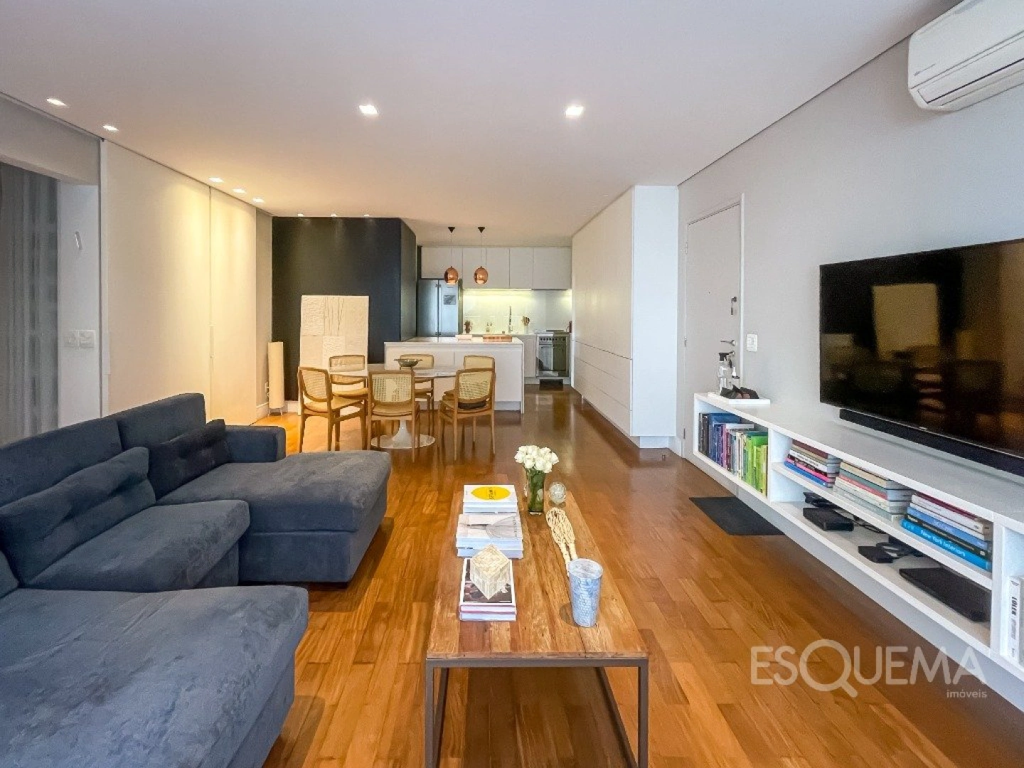 Apartamento reformado e iluminado no Jardim Paulista - Imagem 2
