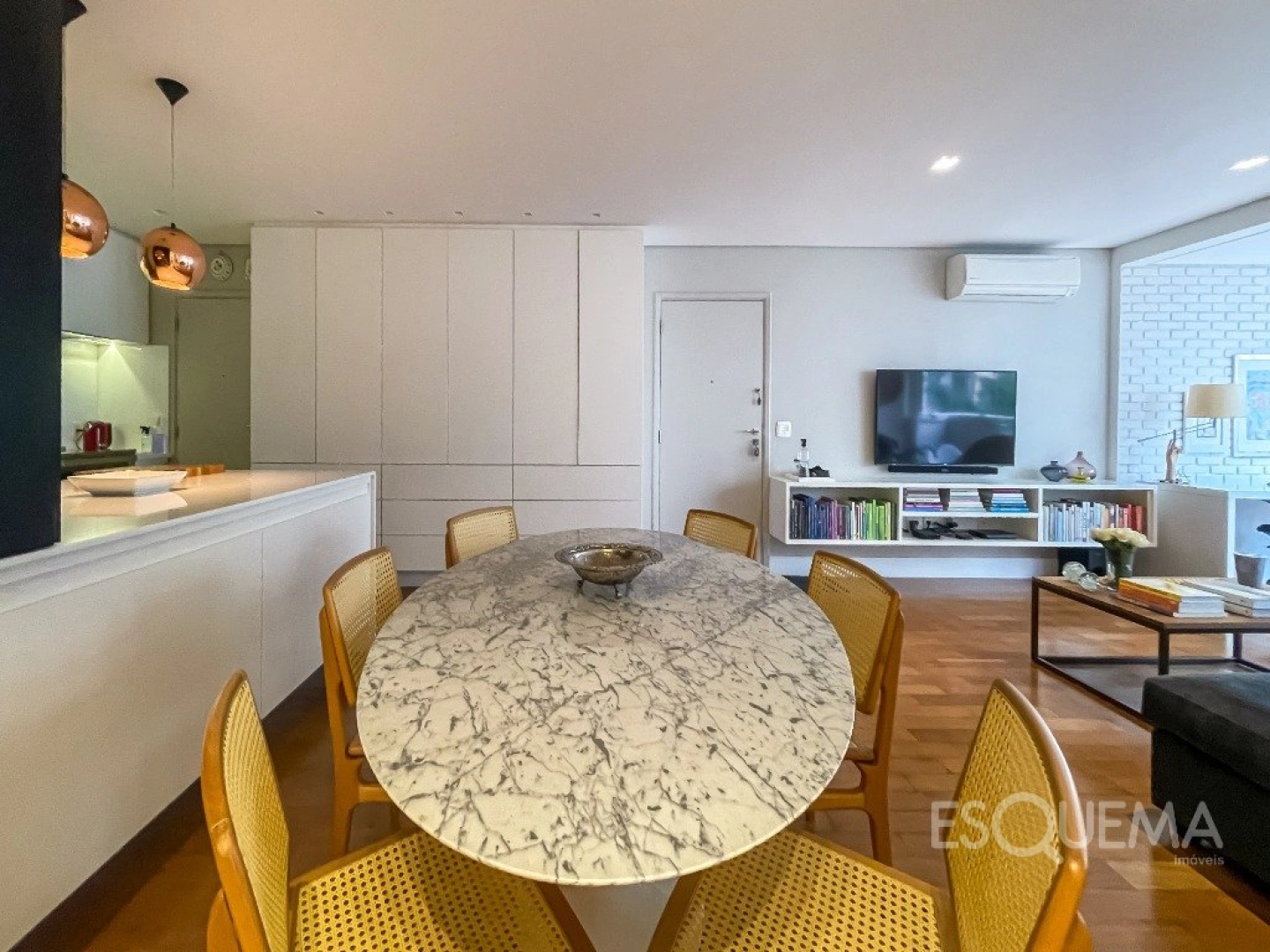 Apartamento reformado e iluminado no Jardim Paulista - Imagem 5