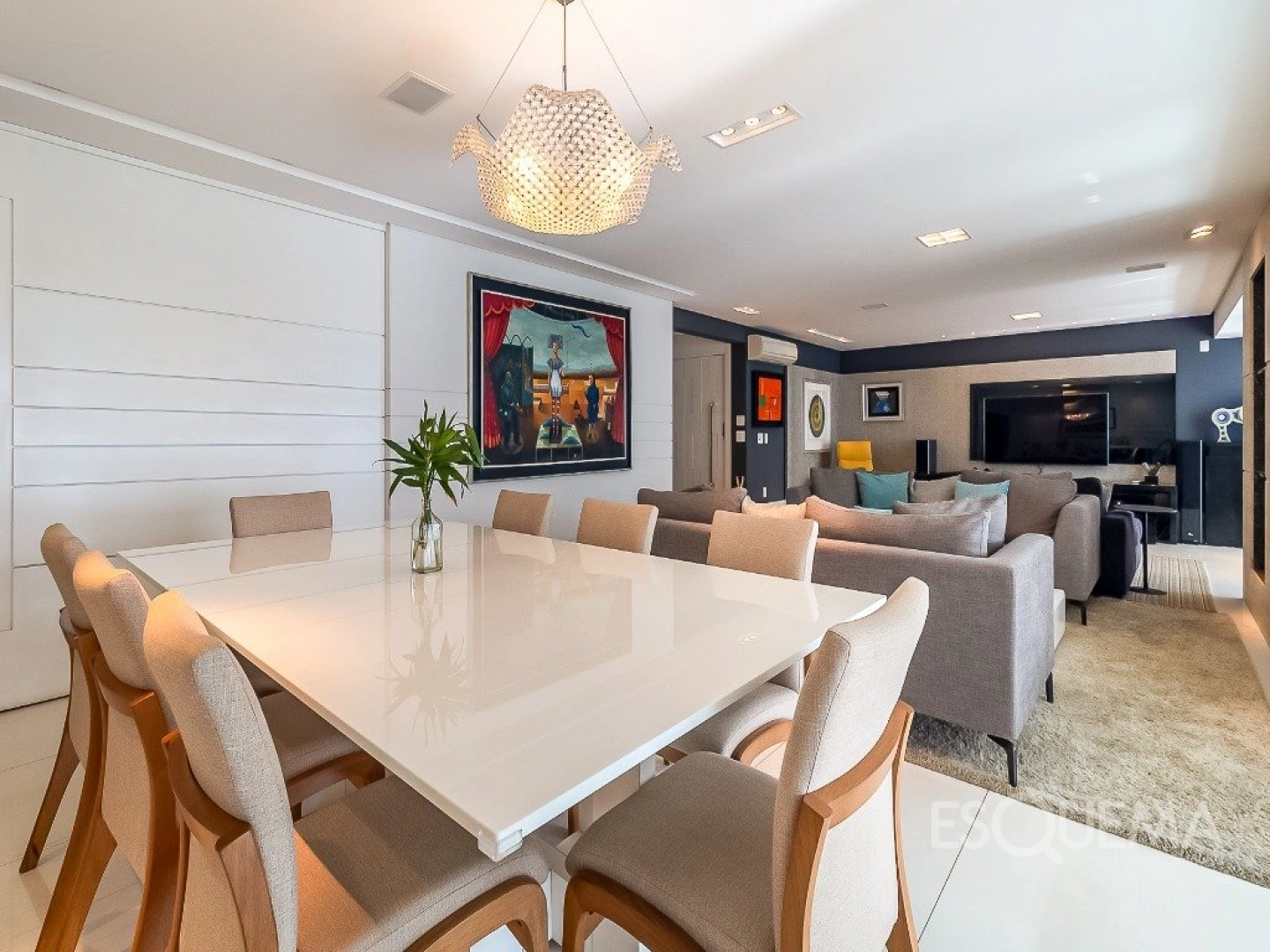 Apartamento iluminado com varanda ampla e atmosfera leve em Moema - Imagem 7