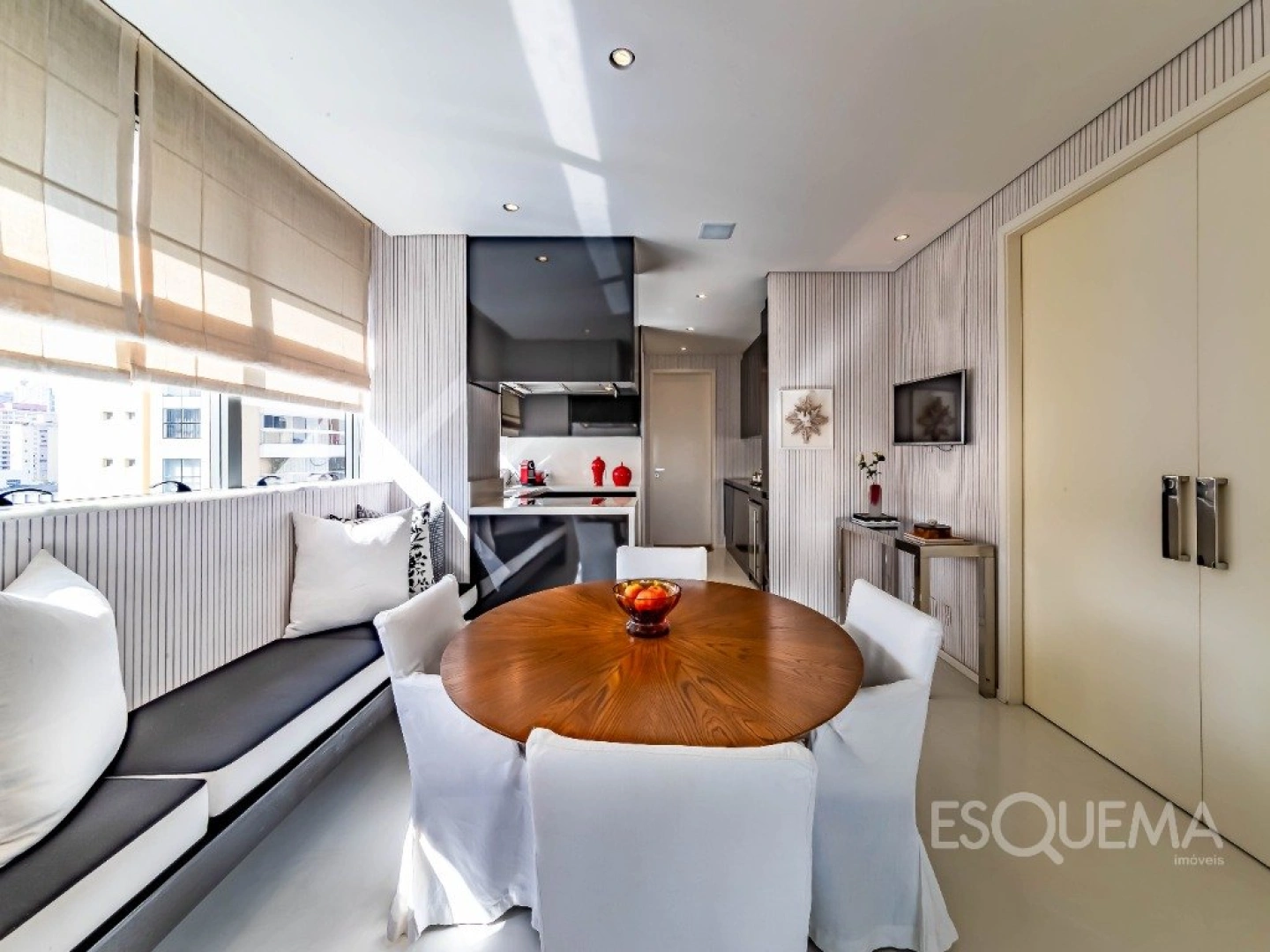 Apartamento com vista e luz natural, próximo ao Parque Ibirapuera - Imagem 9