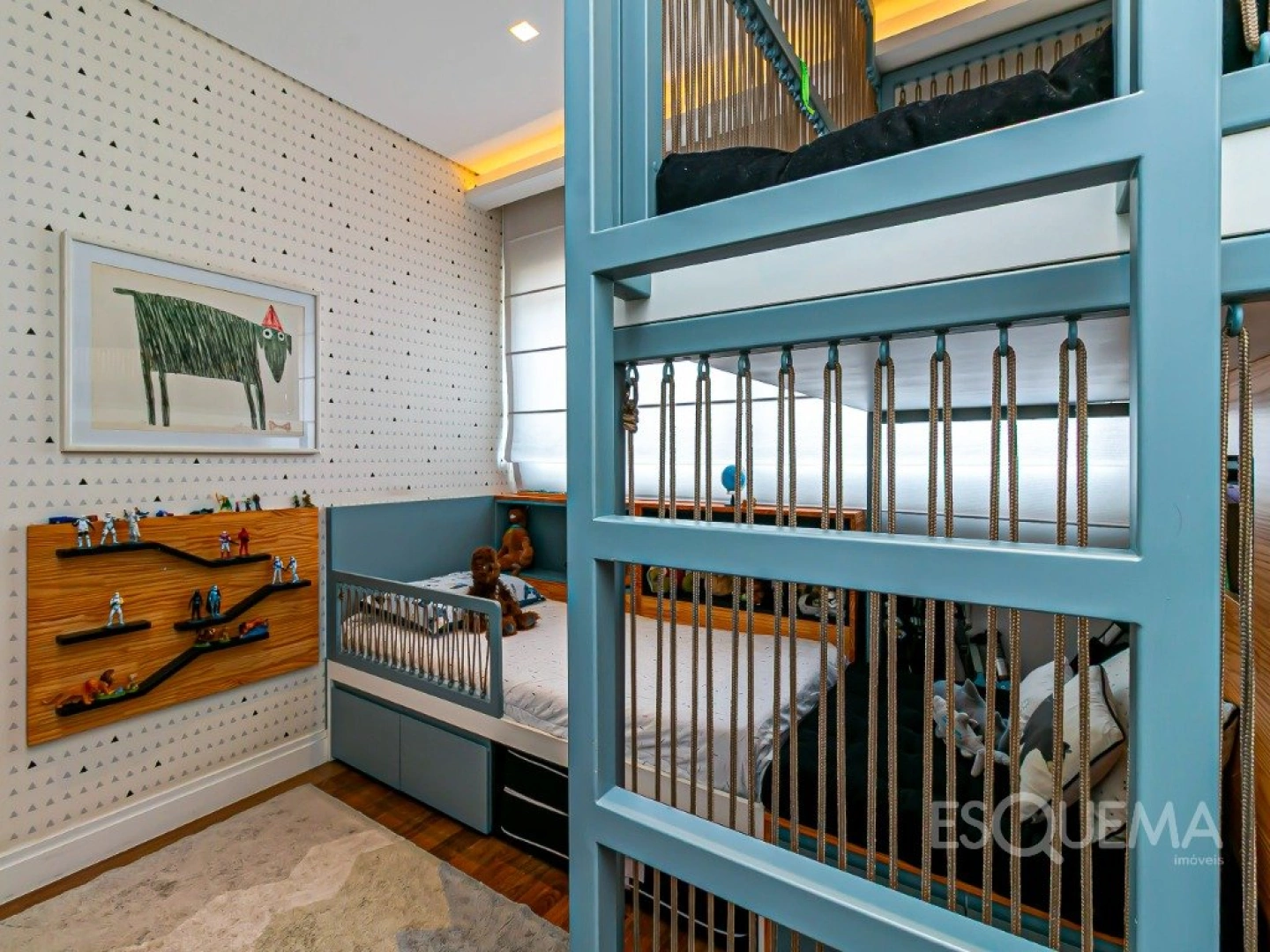 Casa contemporânea com jardim e piscina aquecida - Imagem 15