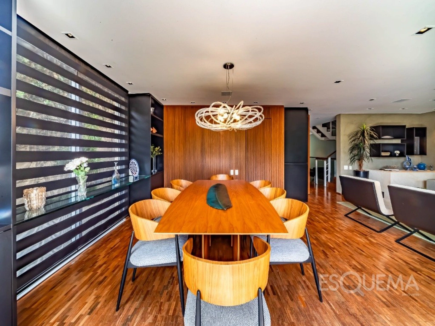 Casa iluminada e elegante em condomínio no Alto de Pinheiros - Imagem 12