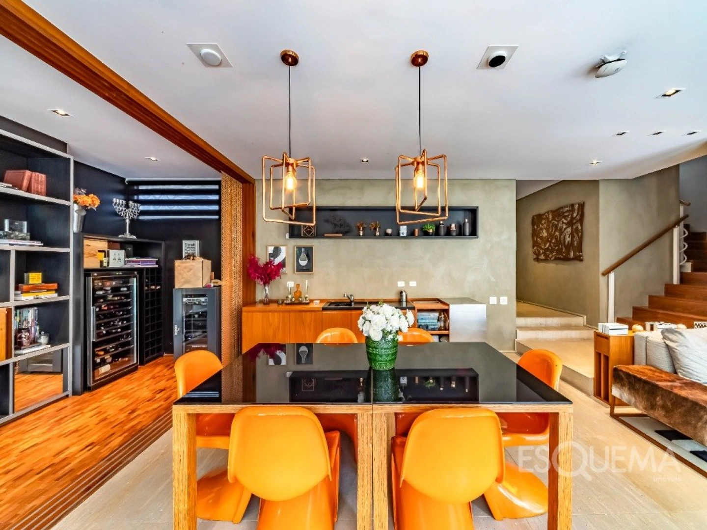 Casa iluminada e elegante em condomínio no Alto de Pinheiros - Imagem 5