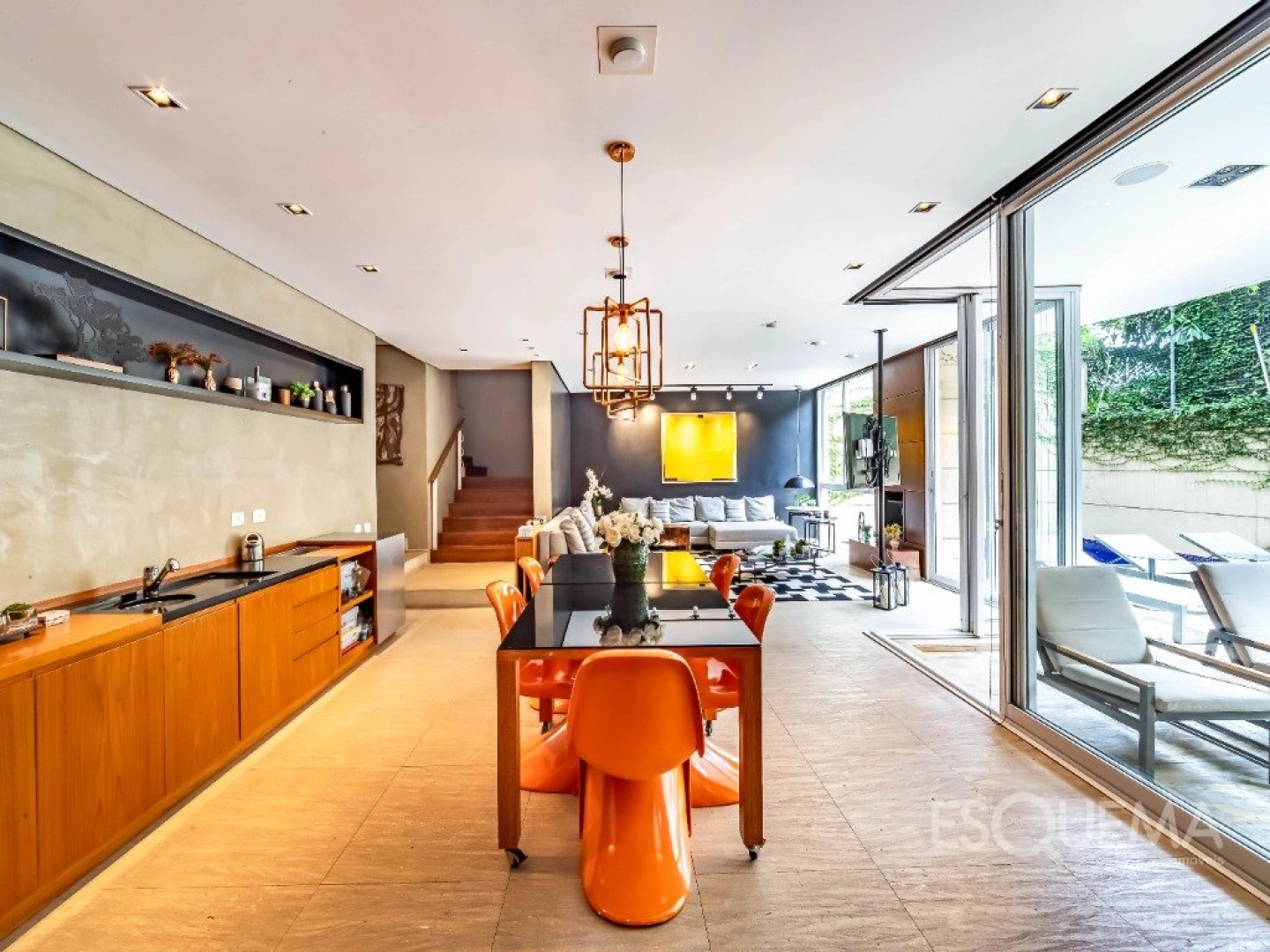 Casa iluminada e elegante em condomínio no Alto de Pinheiros - Imagem 7
