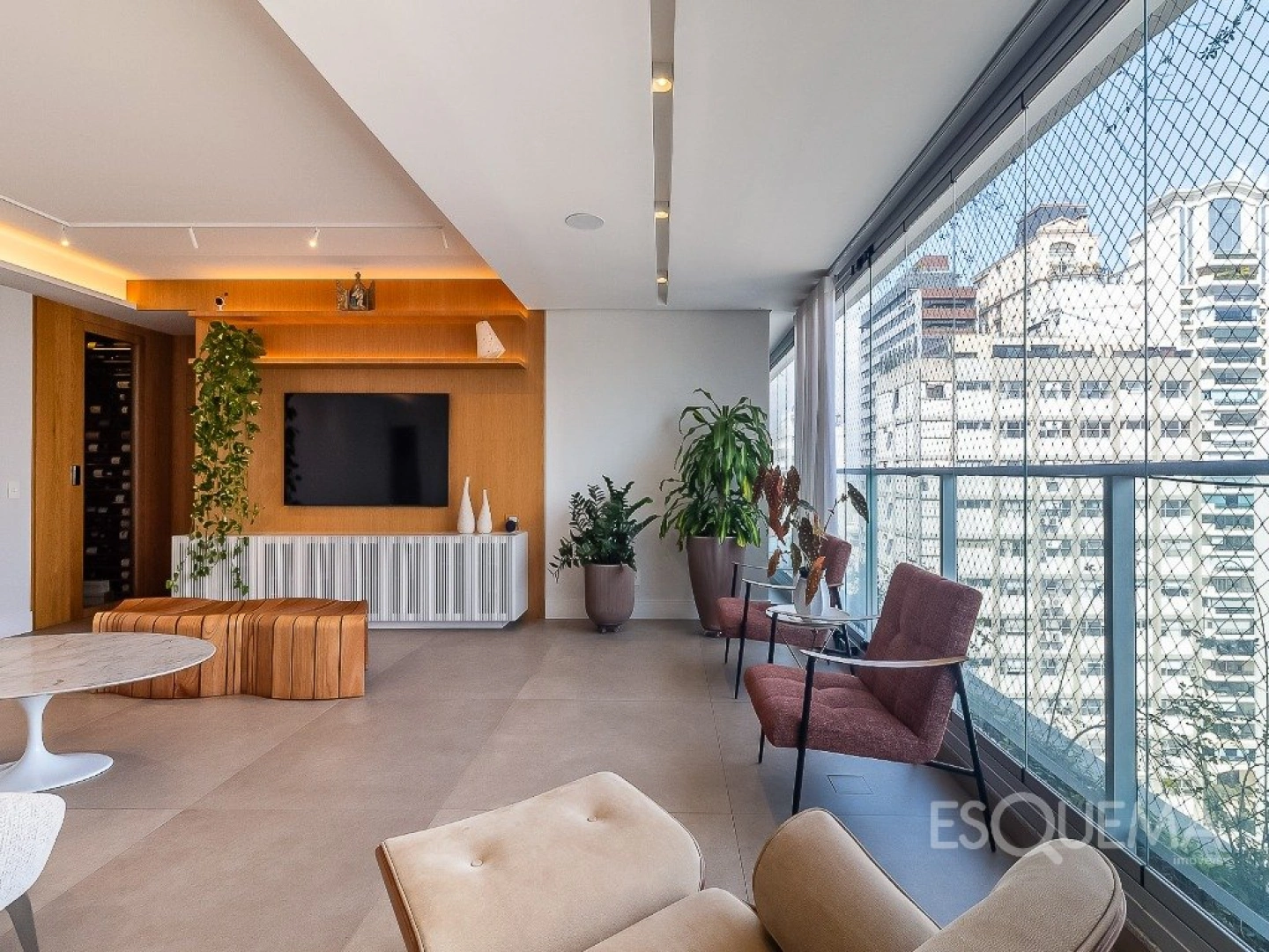Apartamento iluminado, com vista inspiradora e atmosfera acolhedora nos Jardins - Imagem 2