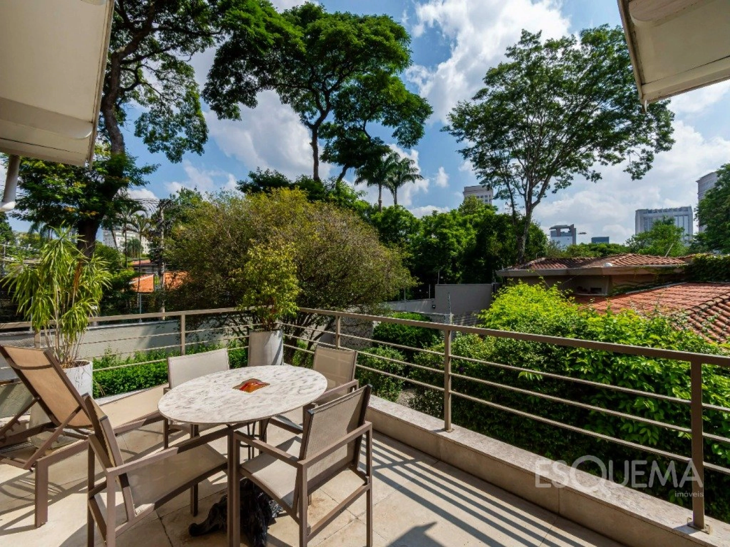 Casa em localização nobre no Jardim Europa - Imagem 15
