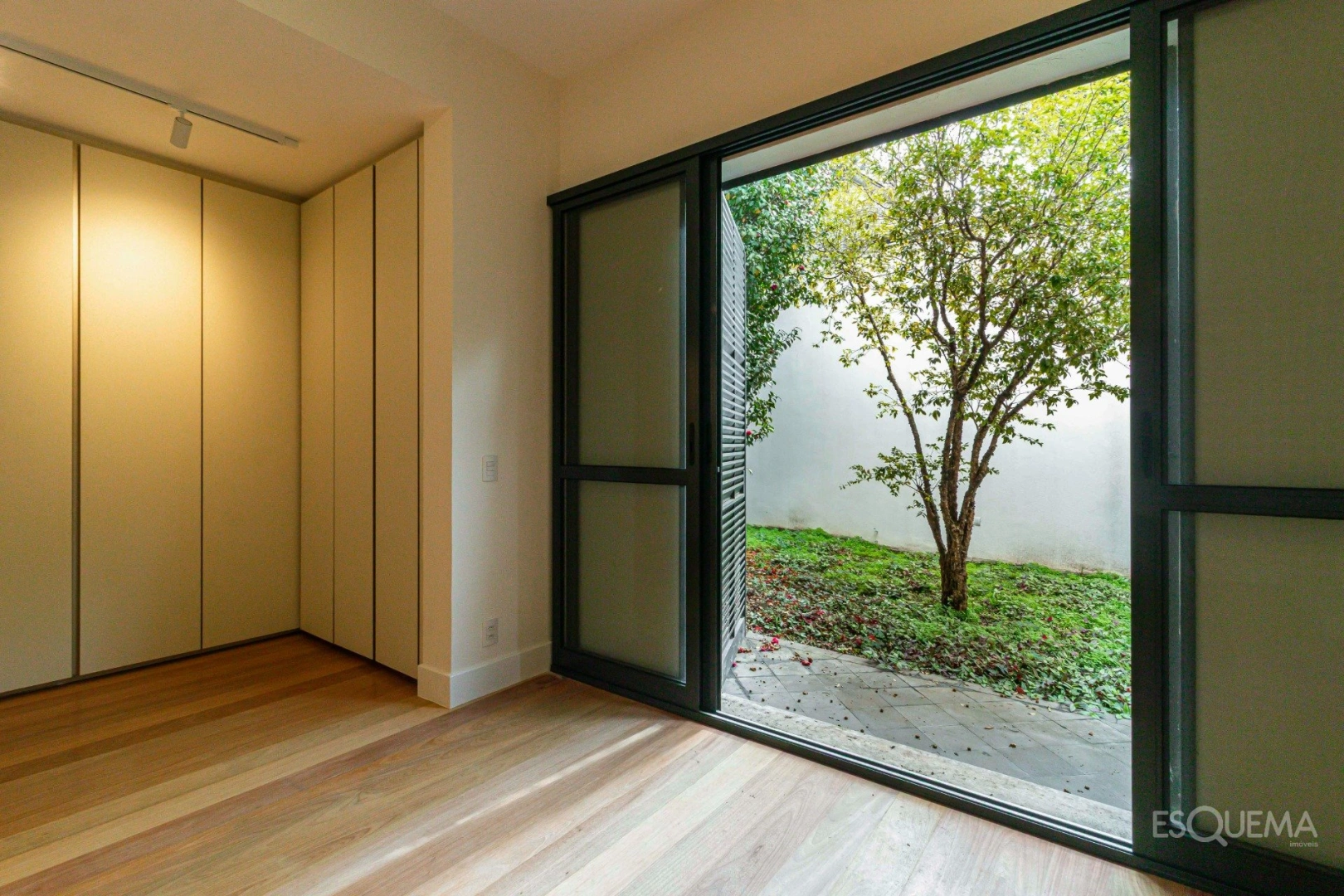 Casa térrea reformada no Jardim Europa - Imagem 11