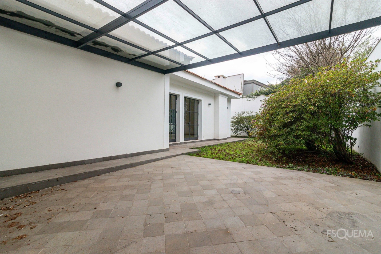 Casa térrea reformada no Jardim Europa - Imagem 15