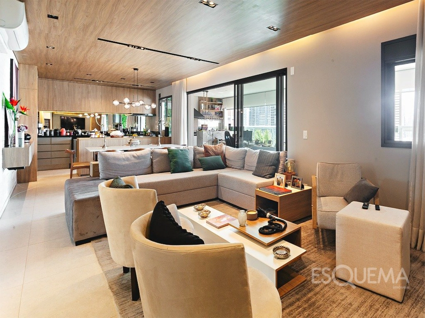 Apartamento mobiliado e decorado à venda - Imagem 1